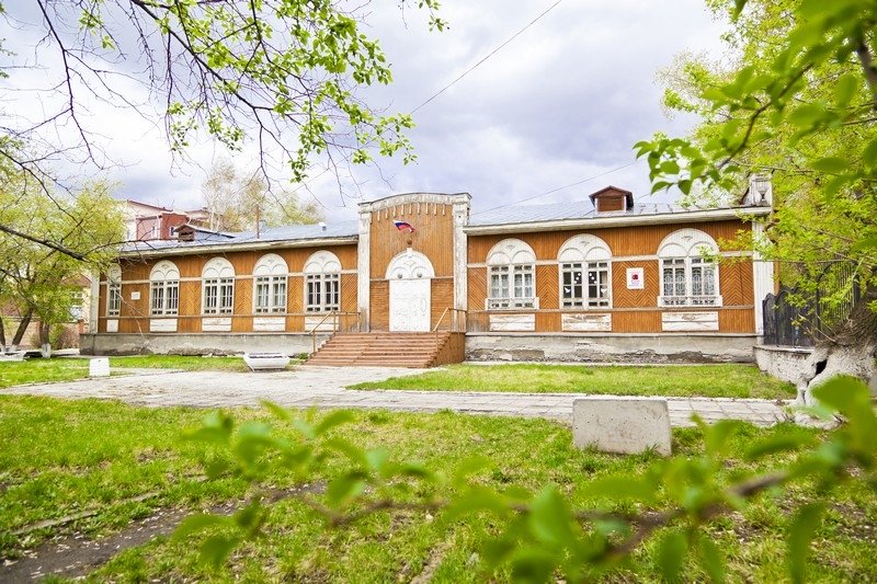 Дом декабриста А.Е. Розена, в дальнейшем здание Общественного собрания, ул. Советская, 67