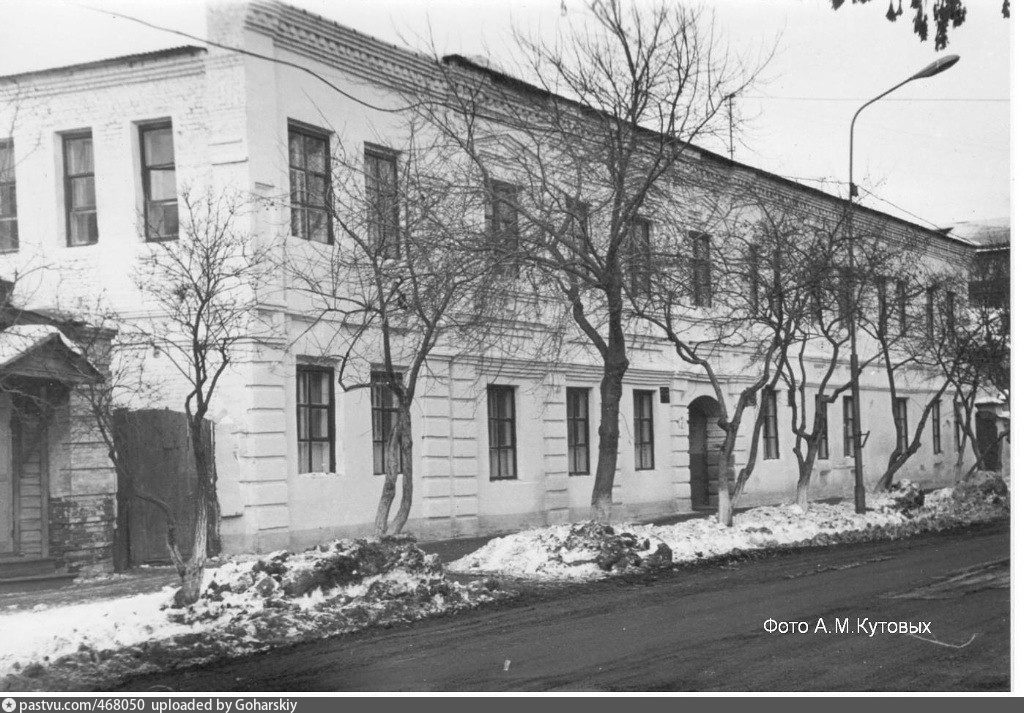 Жилой дом и торговая контора купцов Харламовых, ул.Советская, 119, 121